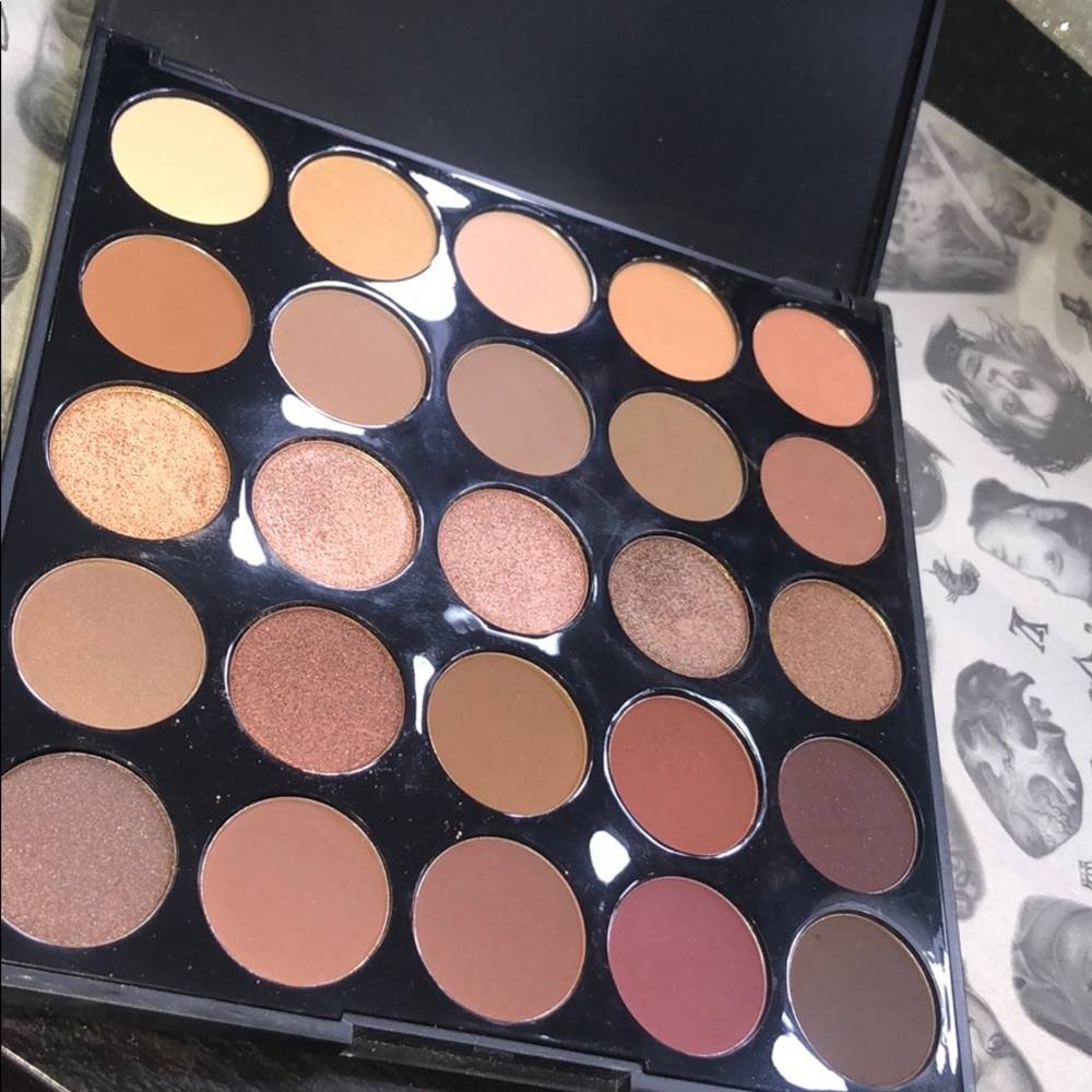 Morphe 25B Bronzed Mocha Palette